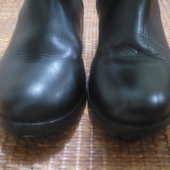 💕💕Original Ralph Lauren Leather riding boots!! almost new.💕💕 - Picture 8 of 9